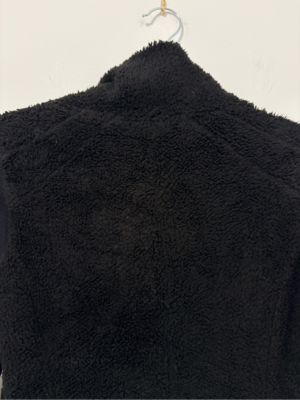 Alo Yoga Sherpa Snap Jacket Size XS Black EUC - Picture 9 of 11